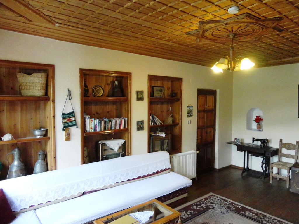Kalemi Hotel Gjirokastër