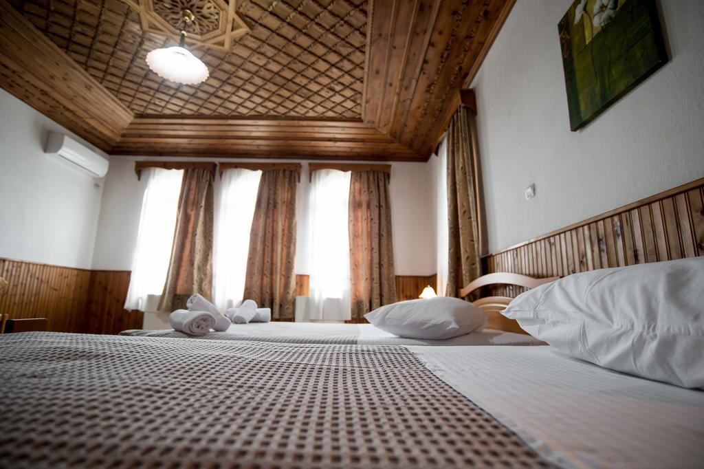 Kalemi Gjirokastër
